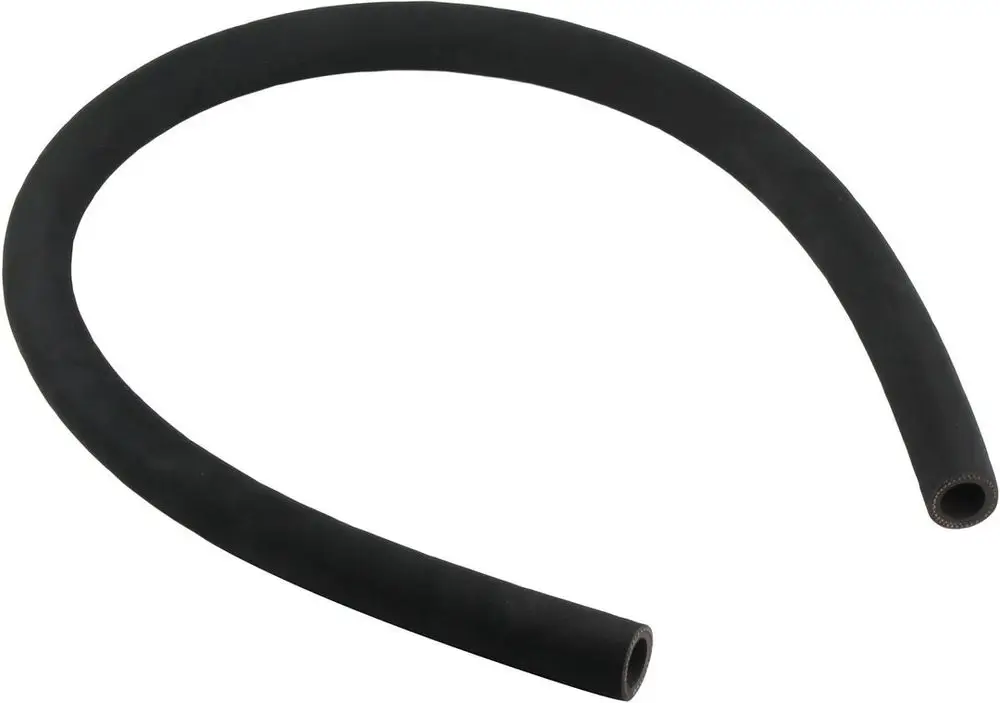 Schwarzer flexibler Schlauch von Bosch, mit zwei offenen Enden. Der Schlauch präsentiert sich in gebogener Form auf einem neutralen Hintergrund.